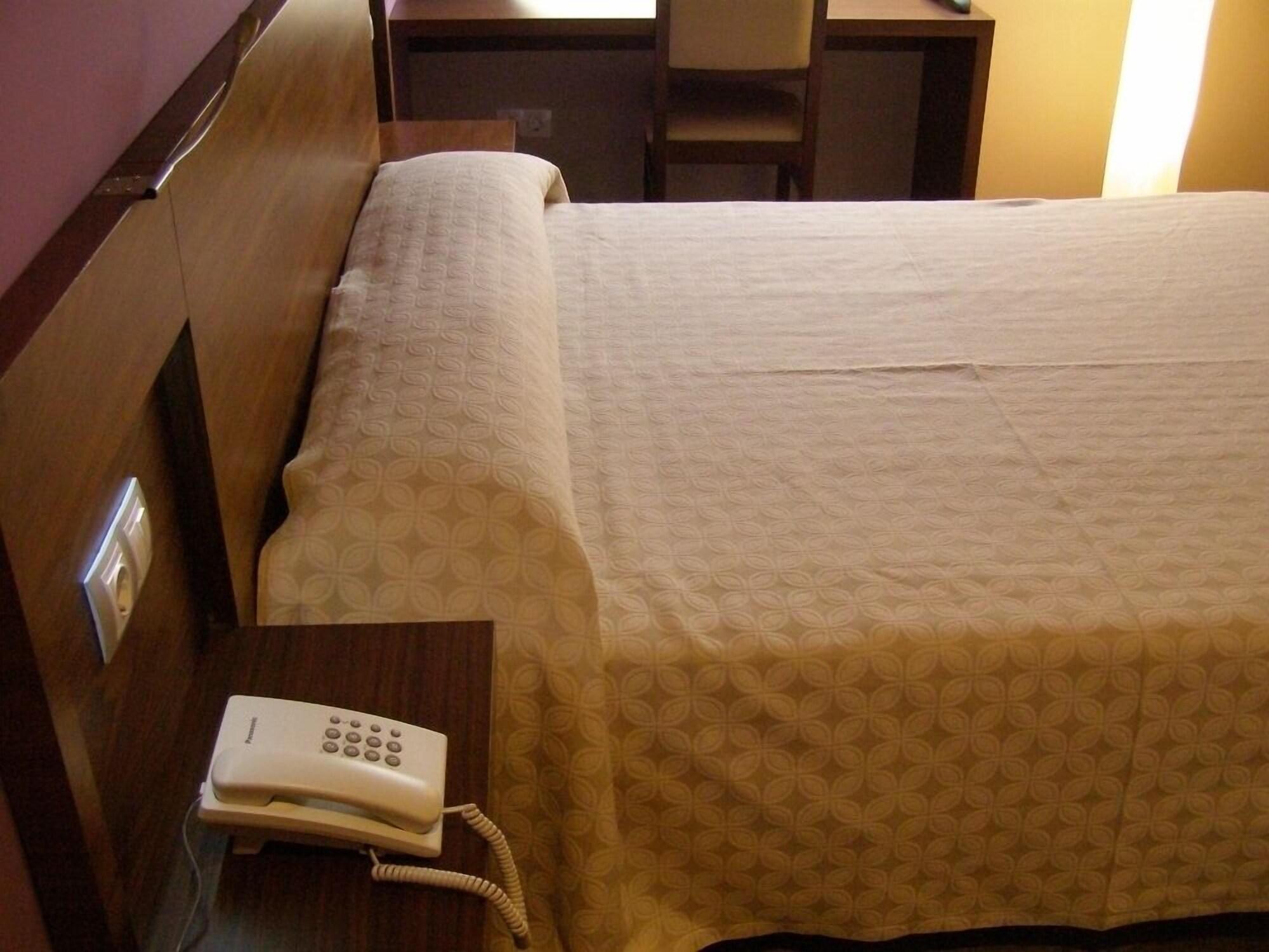 Hotel Corona De Galicia Valga Εξωτερικό φωτογραφία