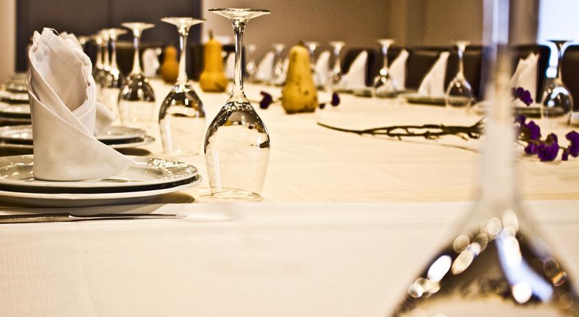 Hotel Corona De Galicia Valga Εξωτερικό φωτογραφία