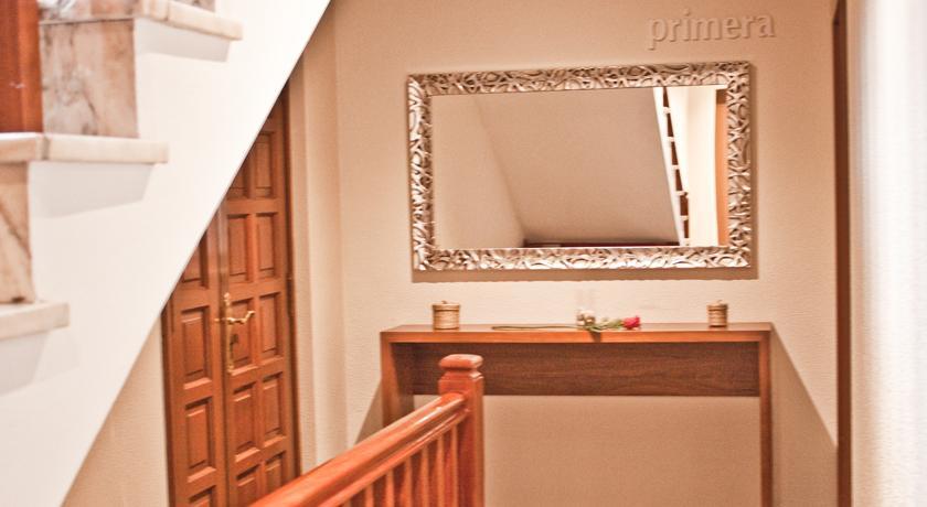 Hotel Corona De Galicia Valga Εξωτερικό φωτογραφία