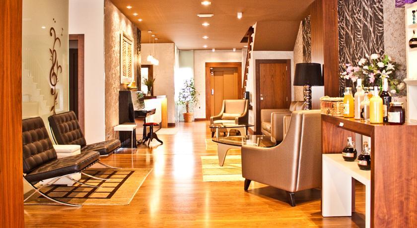Hotel Corona De Galicia Valga Εξωτερικό φωτογραφία