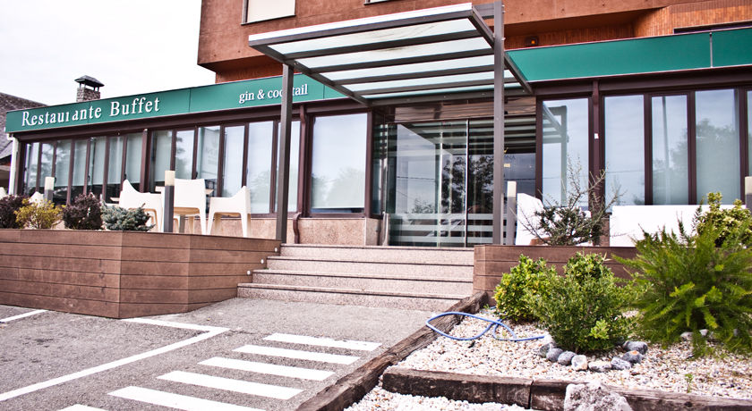 Hotel Corona De Galicia Valga Εξωτερικό φωτογραφία